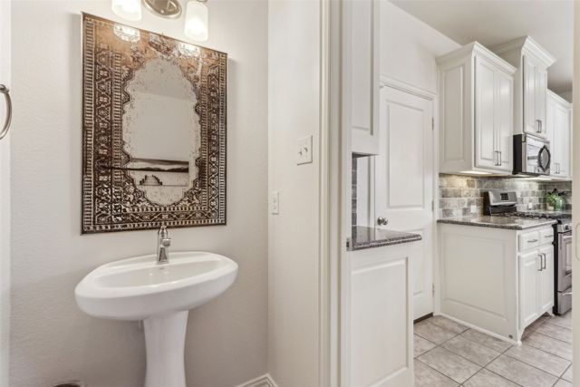 4201 Cascade Sky Drive, Arlington, TX 76005