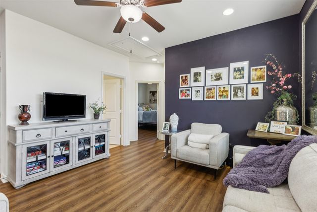 4201 Cascade Sky Drive, Arlington, TX 76005