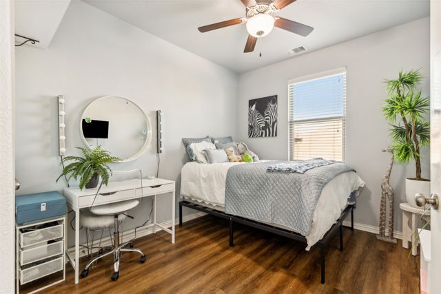 4201 Cascade Sky Drive, Arlington, TX 76005