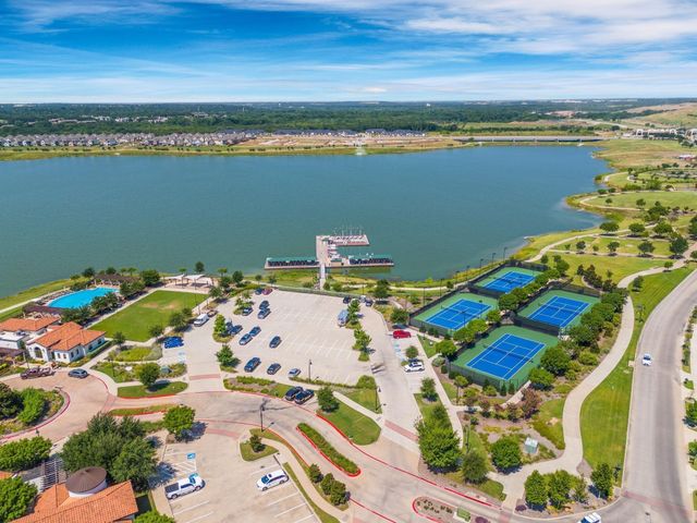 4201 Cascade Sky Drive, Arlington, TX 76005