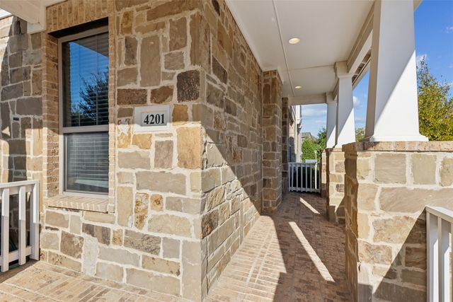 4201 Cascade Sky Drive, Arlington, TX 76005