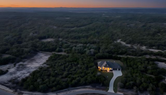 1671 Noble TRL, Canyon Lake, TX 78133