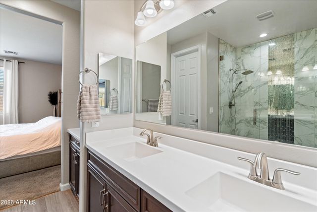 7540 W SUPERIOR Avenue, Phoenix, AZ 85043