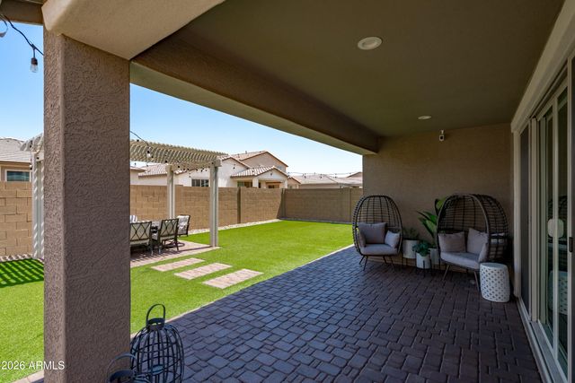 7540 W SUPERIOR Avenue, Phoenix, AZ 85043