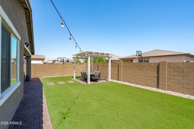 7540 W SUPERIOR Avenue, Phoenix, AZ 85043