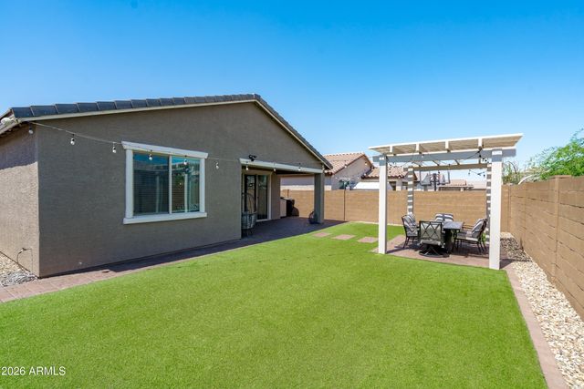 7540 W SUPERIOR Avenue, Phoenix, AZ 85043