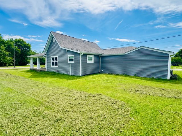 4810 W State Road 58, Freetown, IN 47235