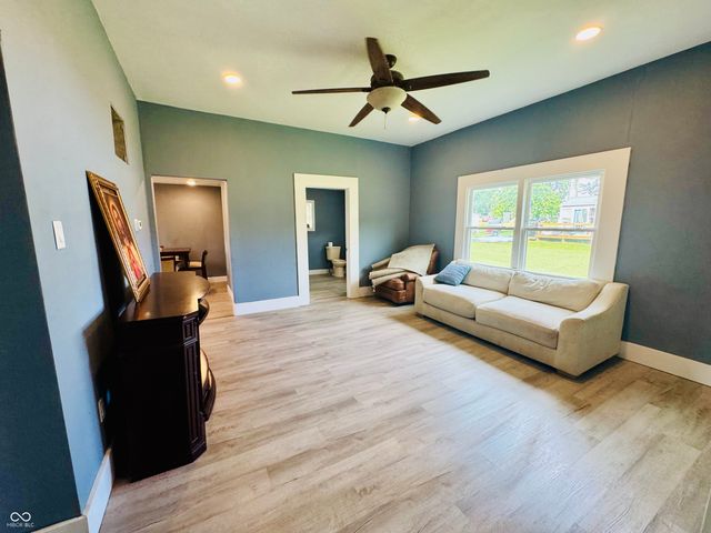 4810 W State Road 58, Freetown, IN 47235