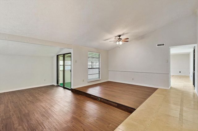 804 Forest Glen Drive, Bedford, TX 76021