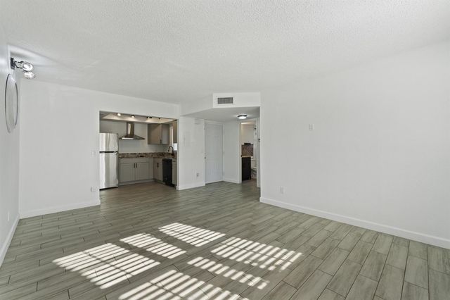 1625 SE Green Acres Circle 102, Port St. Lucie, FL 34952