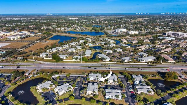 1625 SE Green Acres Circle 102, Port St. Lucie, FL 34952