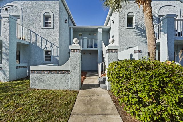1625 SE Green Acres Circle 102, Port St. Lucie, FL 34952