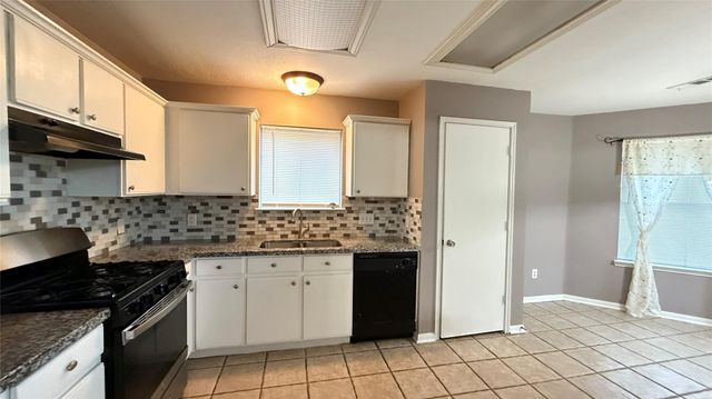 4919 Lochman Lane, Pearland, TX 77584