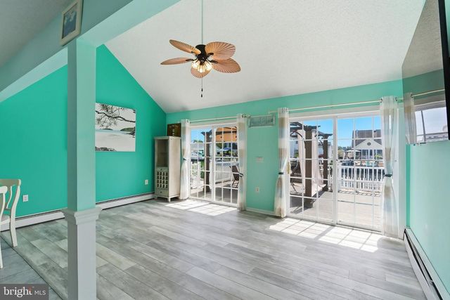 77 WINDJAMMER CT, Bayville, NJ 08721