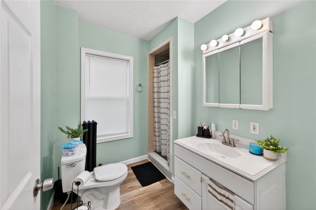 556 Admiral Street, Providence, RI 02908