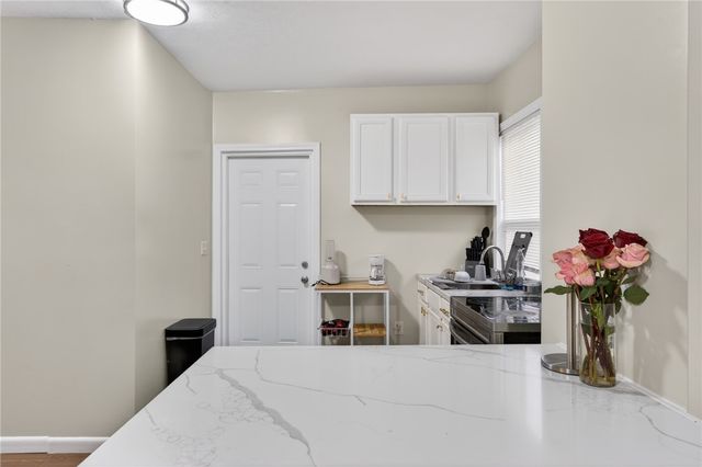 556 Admiral Street, Providence, RI 02908