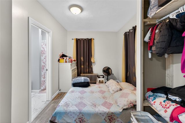 556 Admiral Street, Providence, RI 02908