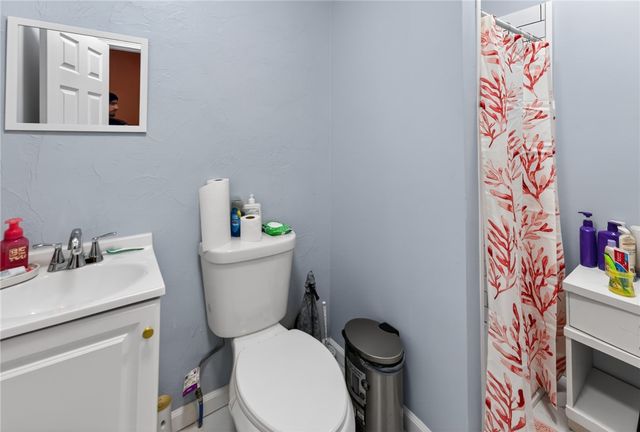 556 Admiral Street, Providence, RI 02908