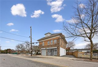 556 Admiral Street, Providence, RI 02908