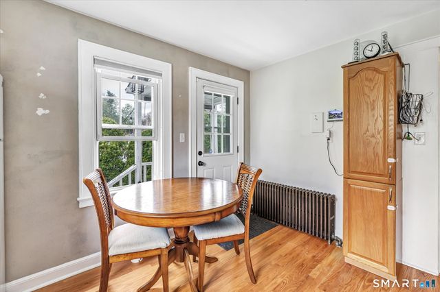 21 Grove Street, Shelton, CT 06484