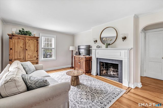 21 Grove Street, Shelton, CT 06484