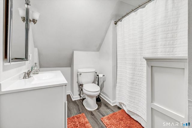 21 Grove Street, Shelton, CT 06484