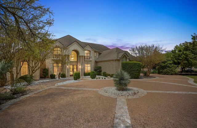 8513 Chalk Knoll DR, Austin, TX 78735