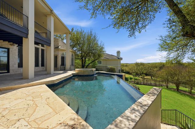 8513 Chalk Knoll DR, Austin, TX 78735