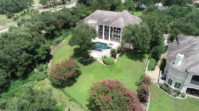 8513 Chalk Knoll DR, Austin, TX 78735