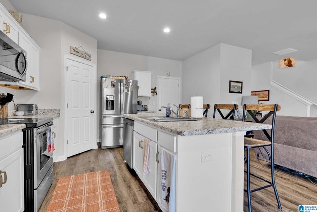 8661 MOHRING PLACE, Leeds, AL 35094