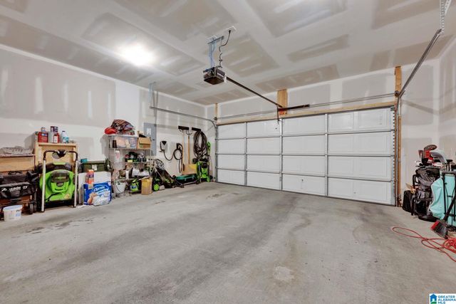 8661 MOHRING PLACE, Leeds, AL 35094