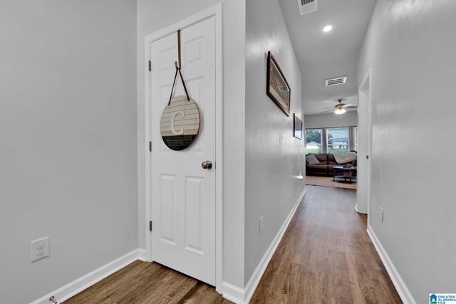 8661 MOHRING PLACE, Leeds, AL 35094