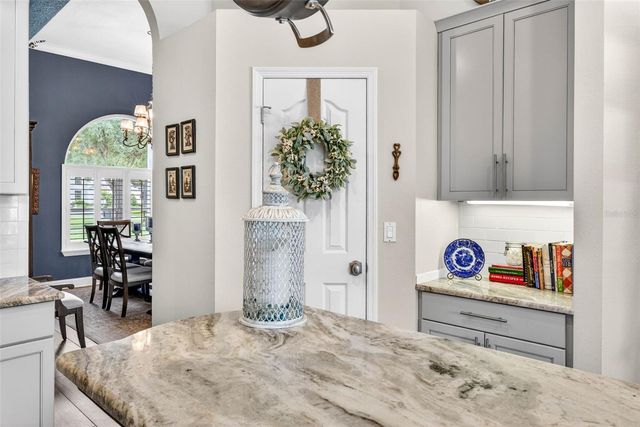 3904 S NINE DRIVE, Valrico, FL 33596
