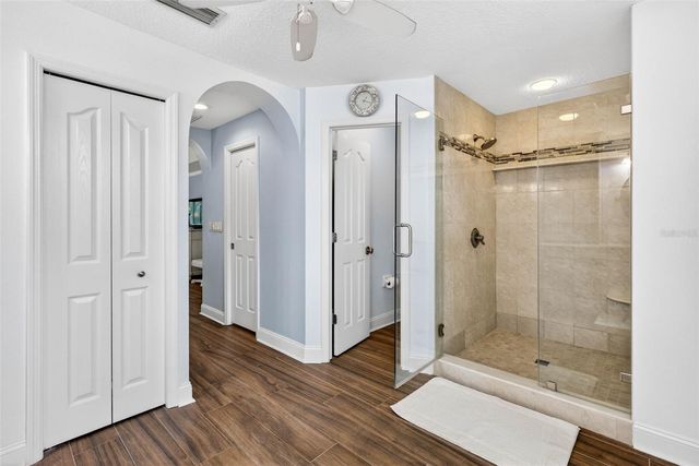 3904 S NINE DRIVE, Valrico, FL 33596