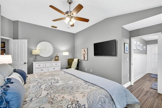 3904 S NINE DRIVE, Valrico, FL 33596