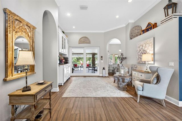 3904 S NINE DRIVE, Valrico, FL 33596