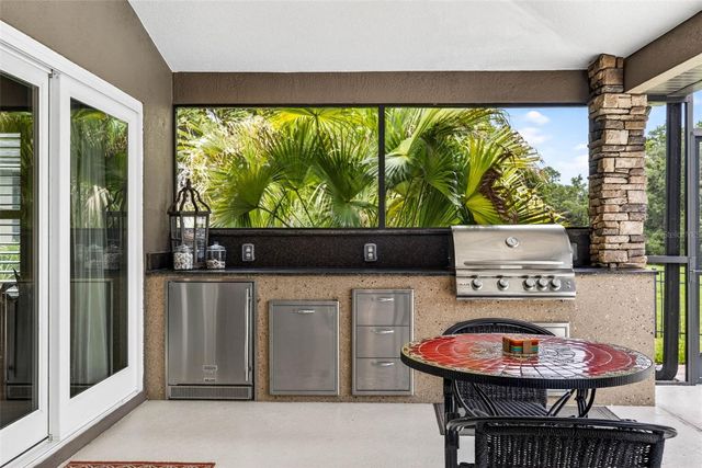 3904 S NINE DRIVE, Valrico, FL 33596