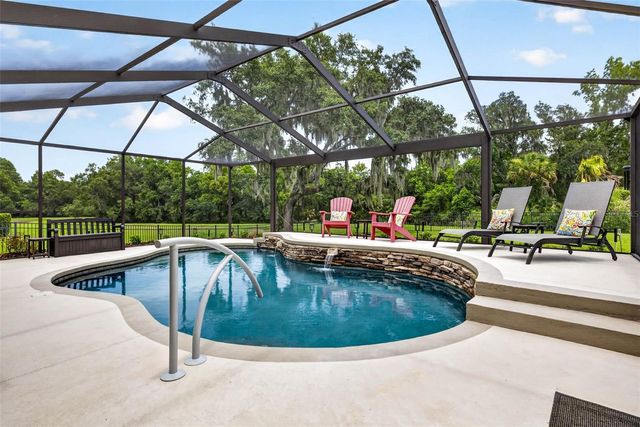 3904 S NINE DRIVE, Valrico, FL 33596