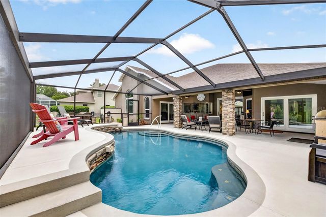 3904 S NINE DRIVE, Valrico, FL 33596