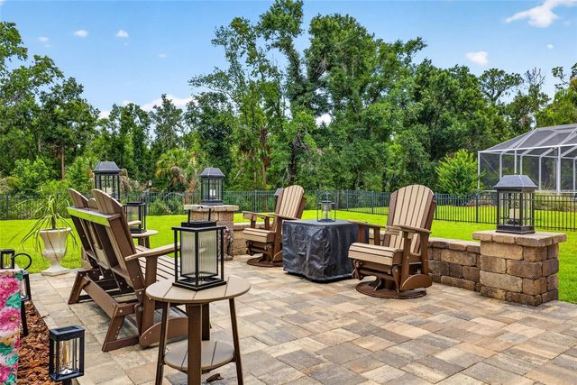 3904 S NINE DRIVE, Valrico, FL 33596