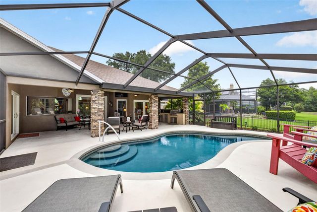 3904 S NINE DRIVE, Valrico, FL 33596