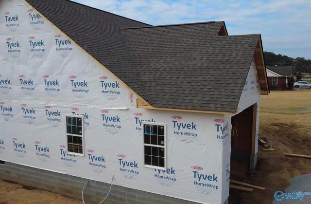 5989 County Road 33, Hollywood, AL 35752