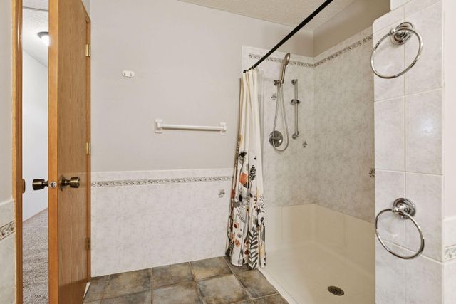 10511 Redwood Street NW, Coon Rapids, MN 55433