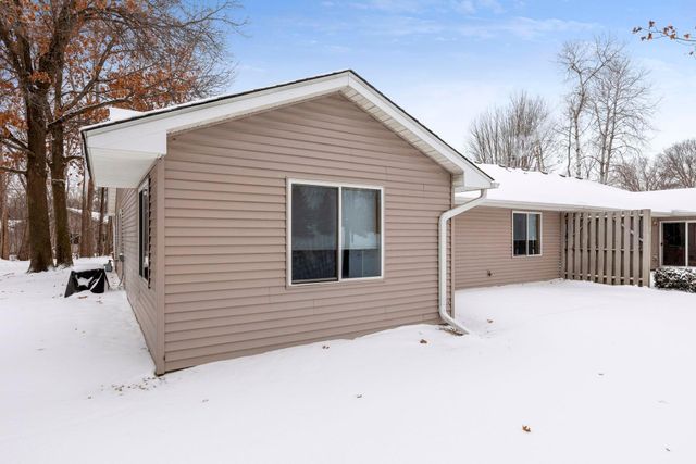 10511 Redwood Street NW, Coon Rapids, MN 55433