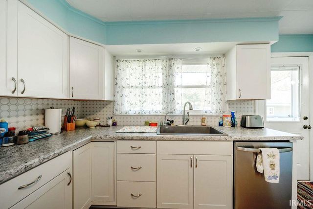 112 N Morrison Road, Muncie, IN 47304
