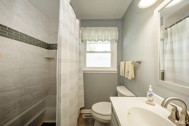 112 N Morrison Road, Muncie, IN 47304