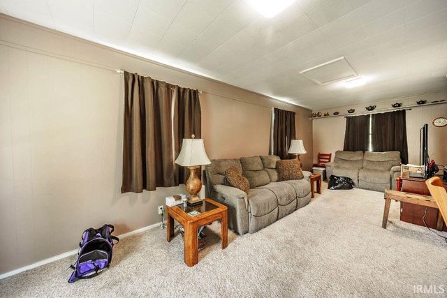112 N Morrison Road, Muncie, IN 47304