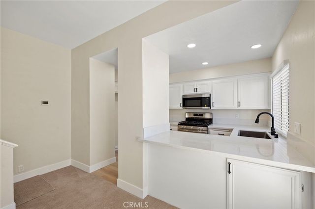 2640 W Segerstrom Ave. B, Santa Ana, CA 92704