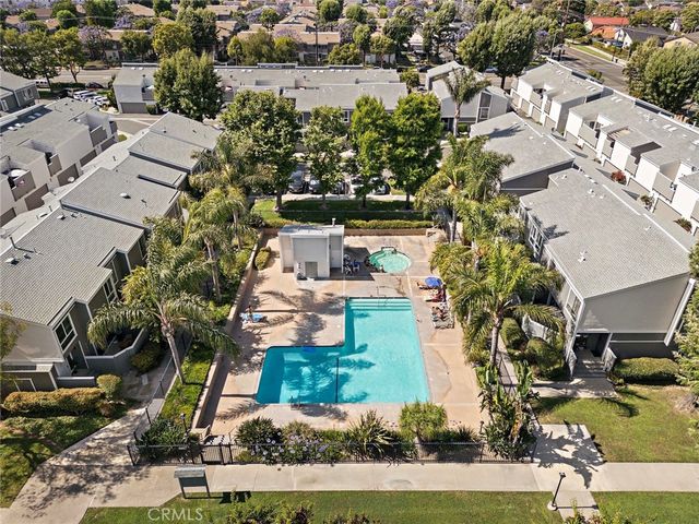 2640 W Segerstrom Ave. B, Santa Ana, CA 92704
