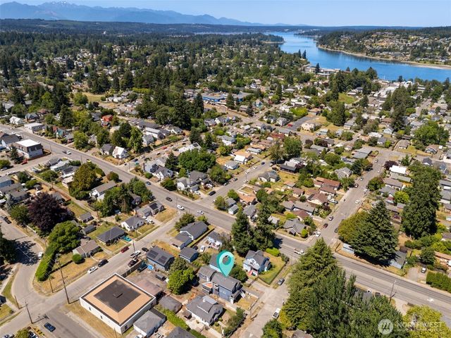 1011 Pennsylvania Avenue, Bremerton, WA 98337